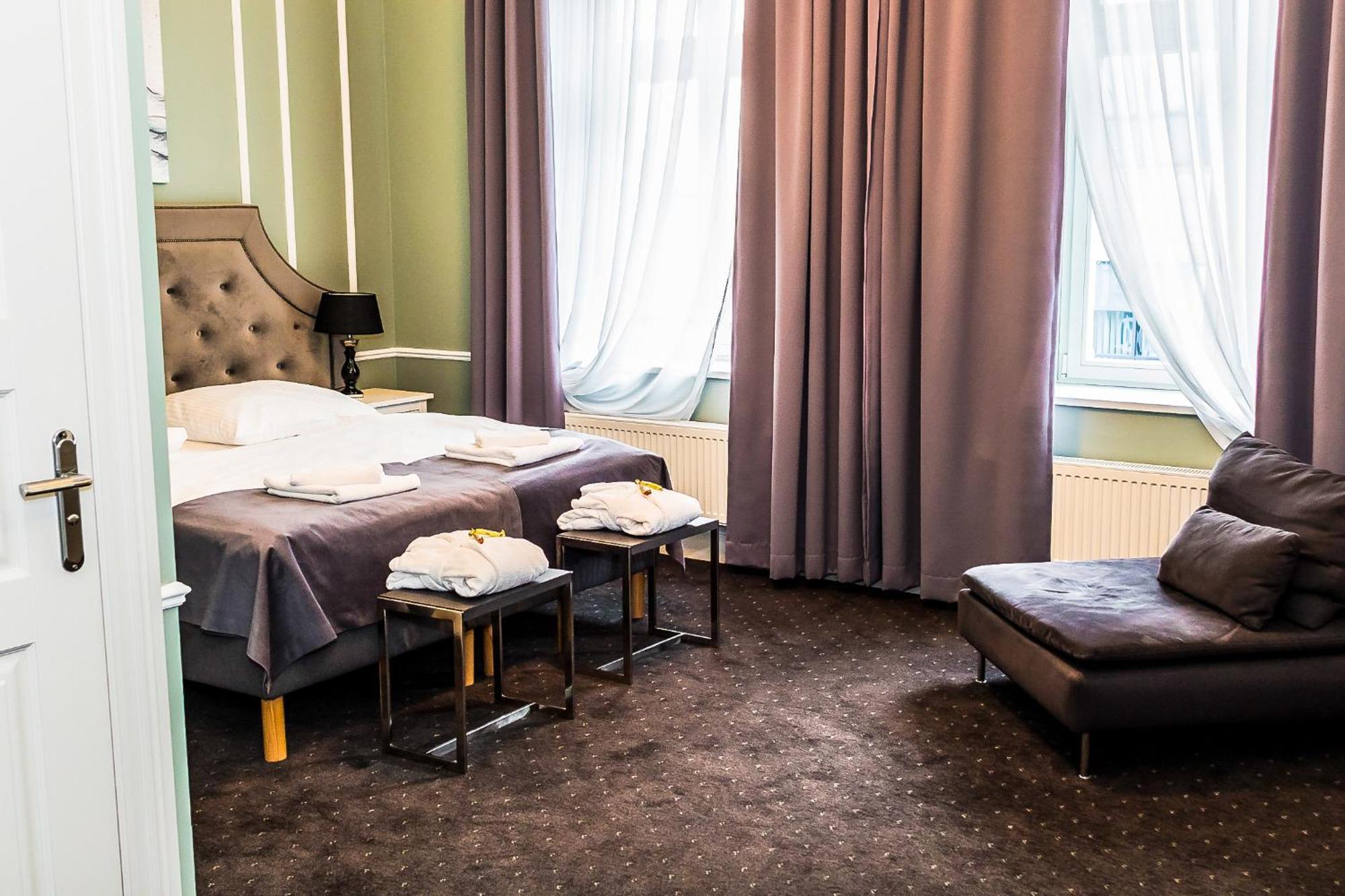 אינוברוקלאוו Aparthotel Platinum Apartamenty מראה חיצוני תמונה