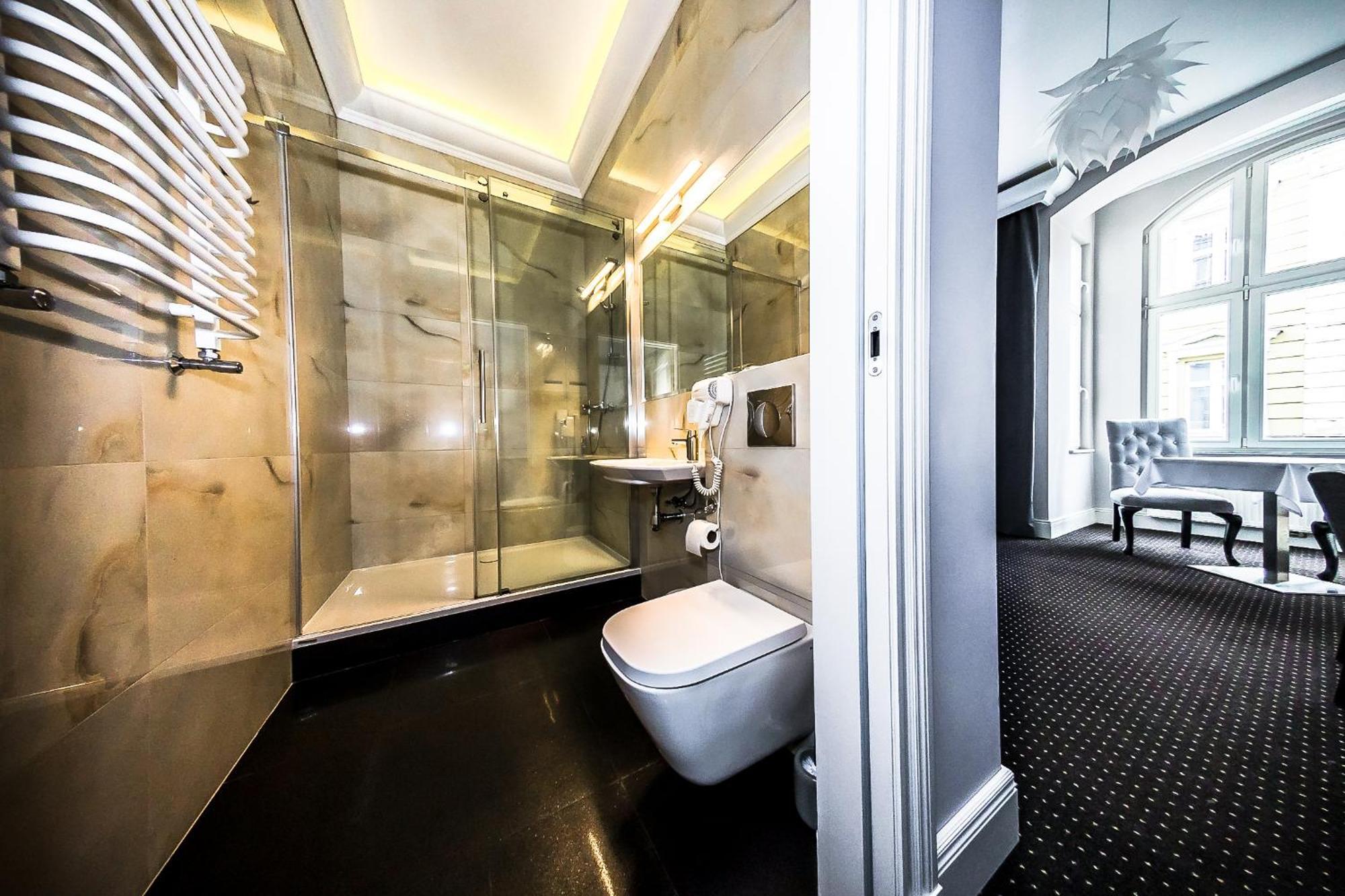 אינוברוקלאוו Aparthotel Platinum Apartamenty מראה חיצוני תמונה