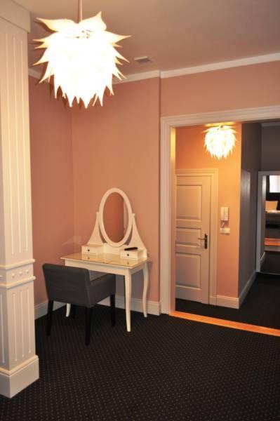 אינוברוקלאוו Aparthotel Platinum Apartamenty מראה חיצוני תמונה