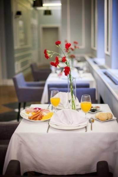 אינוברוקלאוו Aparthotel Platinum Apartamenty מראה חיצוני תמונה