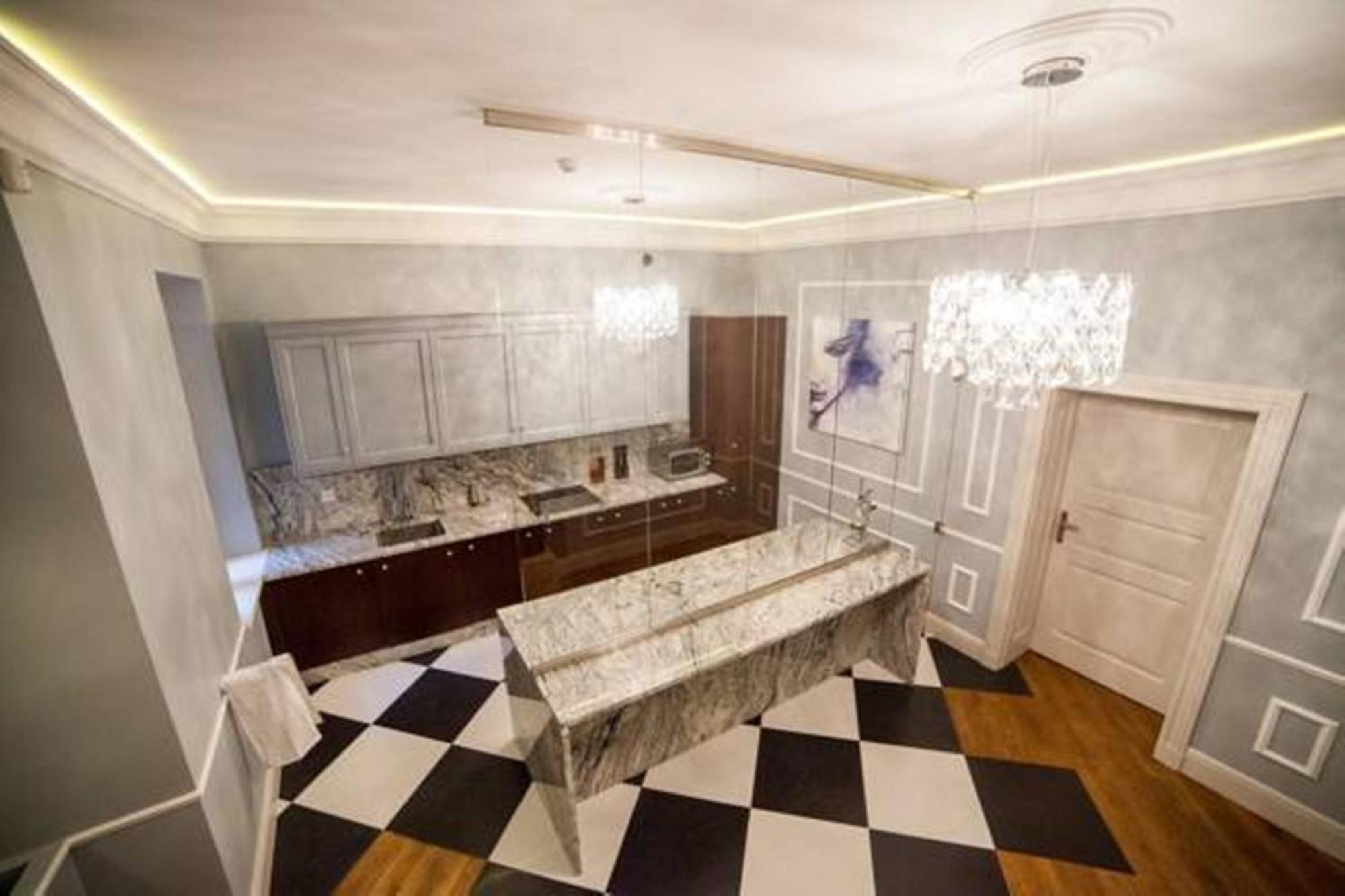 אינוברוקלאוו Aparthotel Platinum Apartamenty מראה חיצוני תמונה