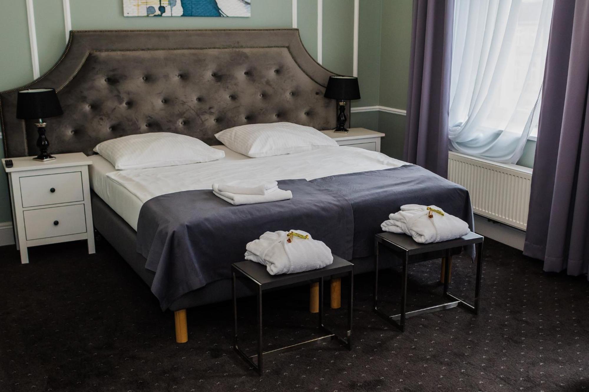 אינוברוקלאוו Aparthotel Platinum Apartamenty מראה חיצוני תמונה