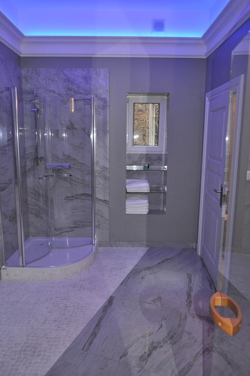אינוברוקלאוו Aparthotel Platinum Apartamenty מראה חיצוני תמונה