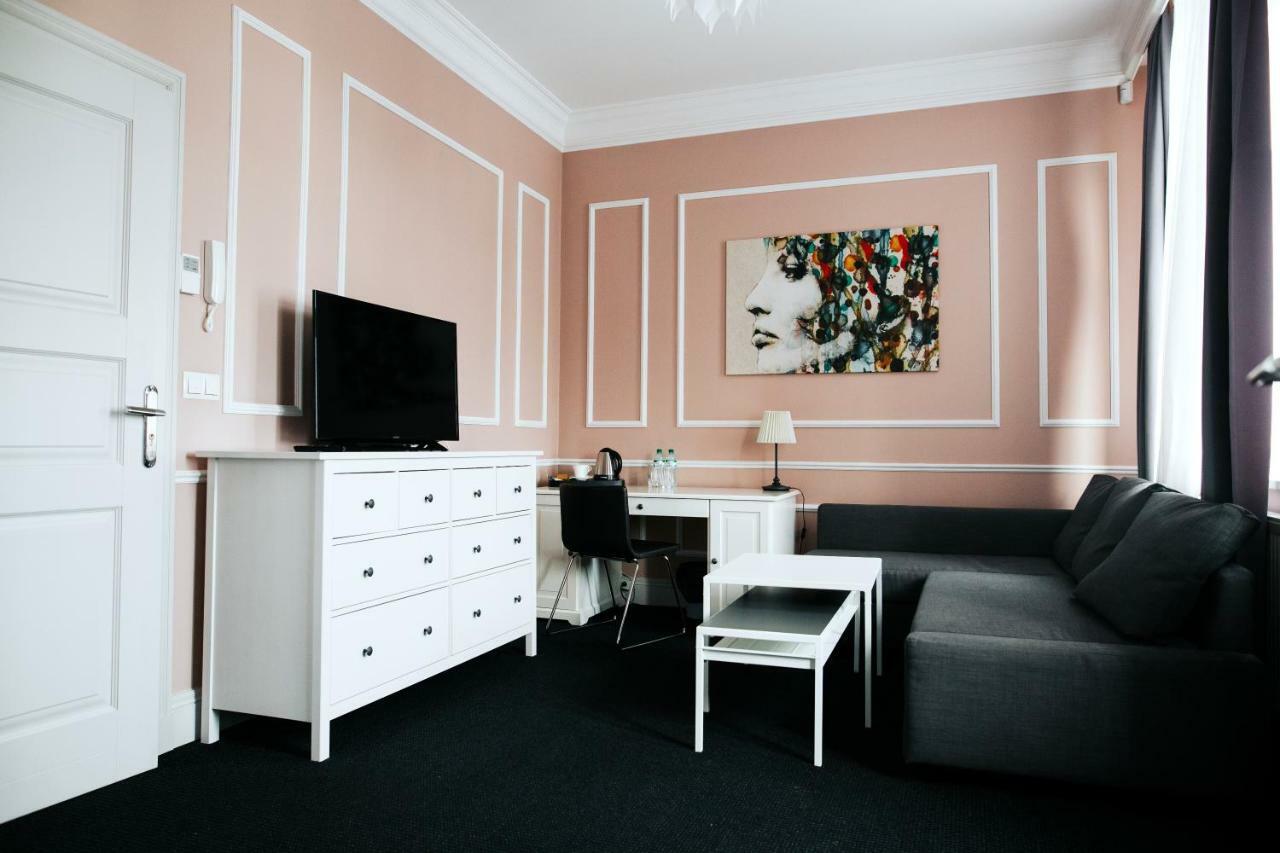 אינוברוקלאוו Aparthotel Platinum Apartamenty מראה חיצוני תמונה