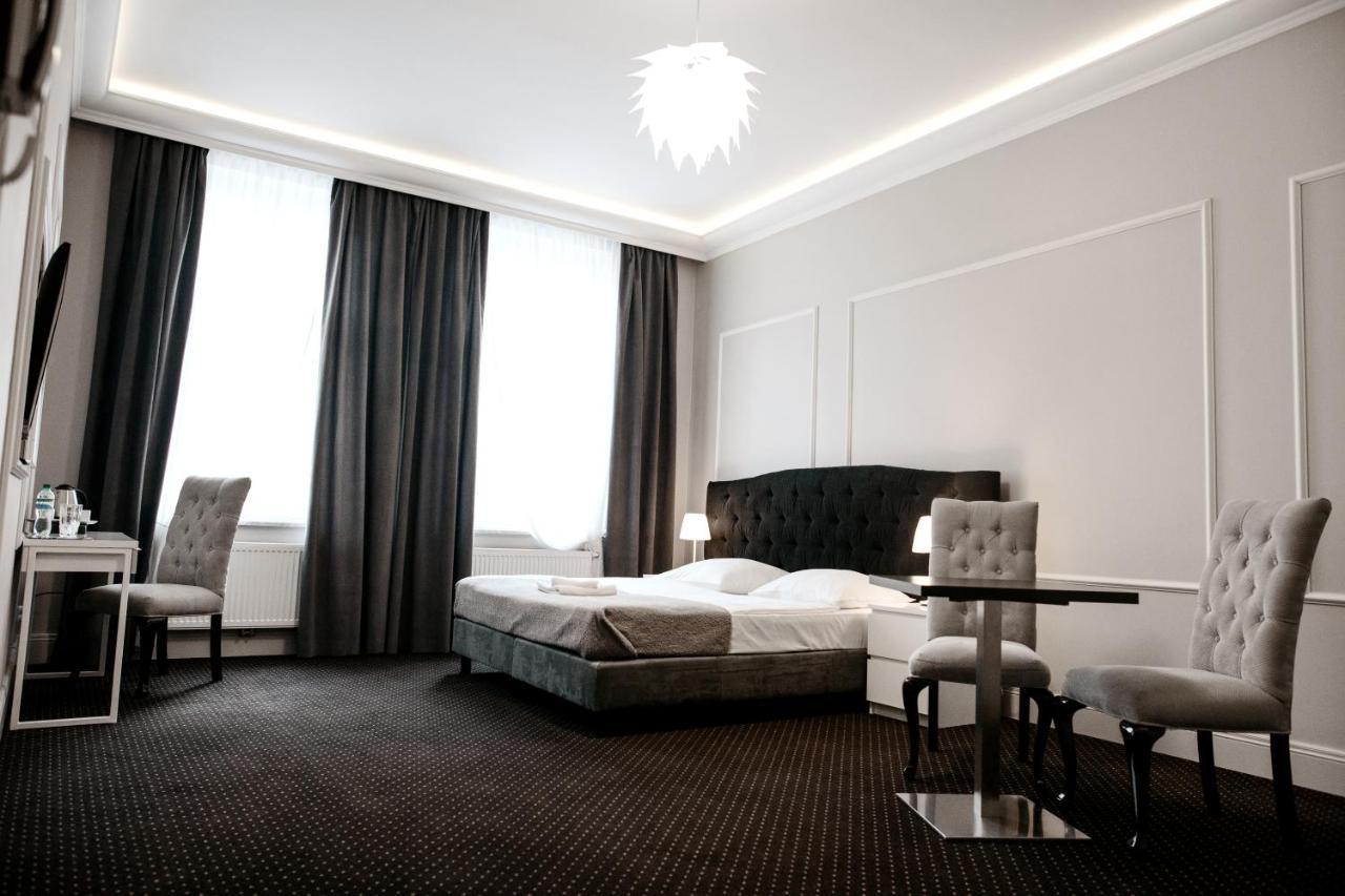 אינוברוקלאוו Aparthotel Platinum Apartamenty מראה חיצוני תמונה